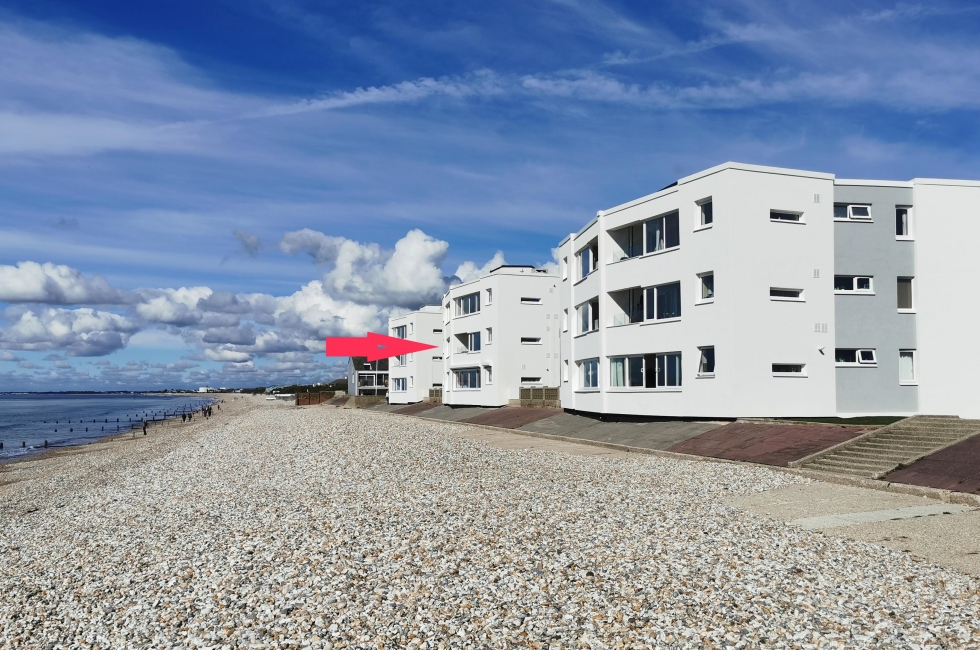 Property for Sale, Bracklesham Bay Marineside Baileys Estate Agent